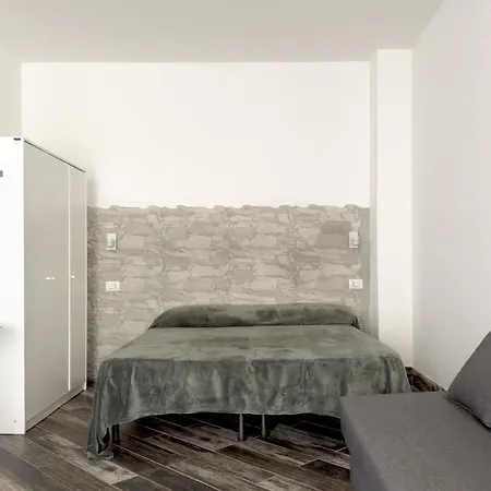 Scuderi House 1